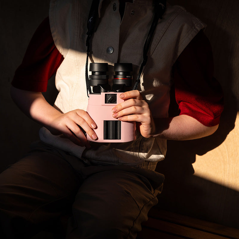 Kite APC Stabilized 30 II 10x30 Stabilised Binoculars in case