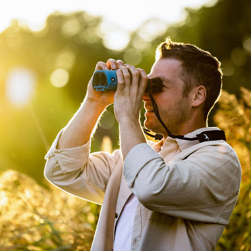 Kite APC Stabilized 30 II 10x30 Stabilised Binoculars in use outdoors